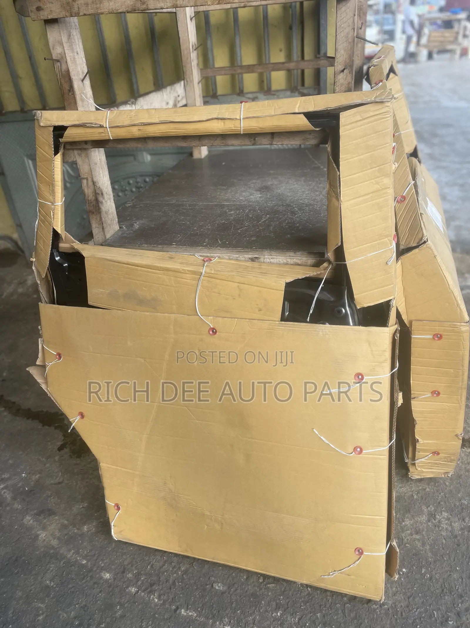 Toyota Highlander 2020-2021-2022-2023-2024 Door Back Available