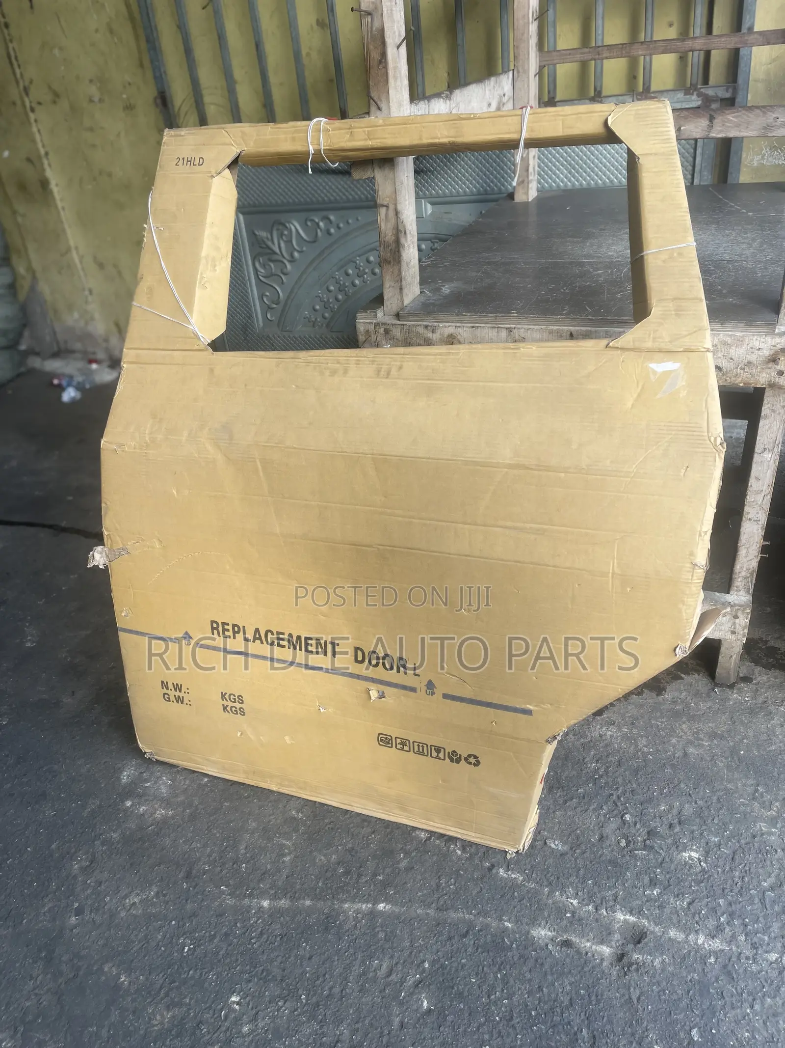 Toyota Highlander 2020-2021-2022-2023-2024 Door Back Available