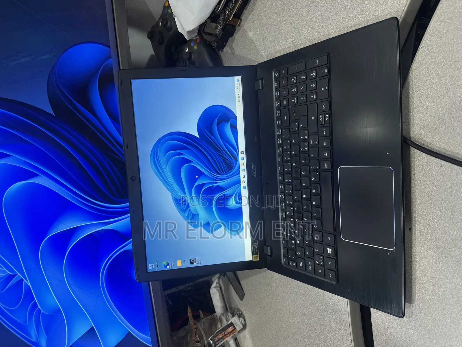 Laptop Acer Aspire 5 8GB Intel Core i5 HDD+SSD 500GB