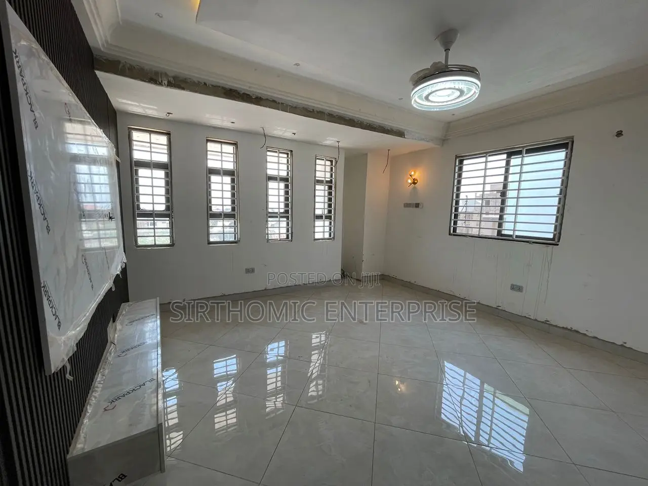 Furnished 6bdrm House in Kokoben, Kumasi Metropolitan for sale
