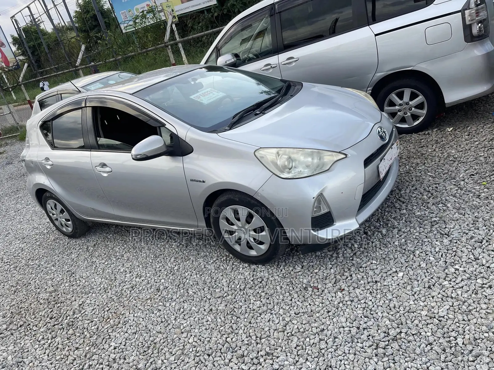 Toyota Aqua 2014 Silver
