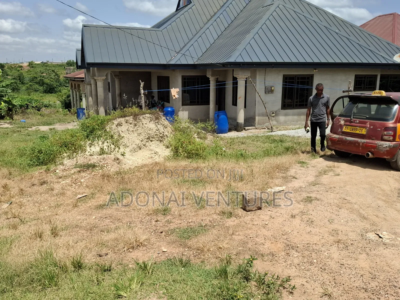 One Plot of Land for Sale in Santasi Trede