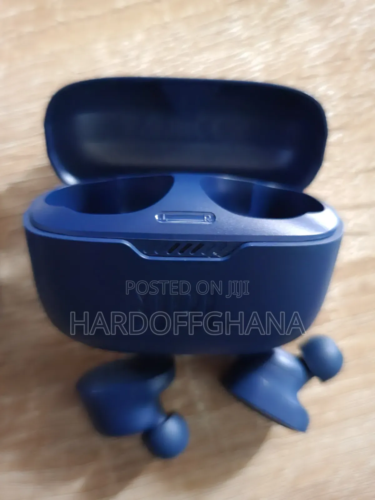 JBL Tune 130nc