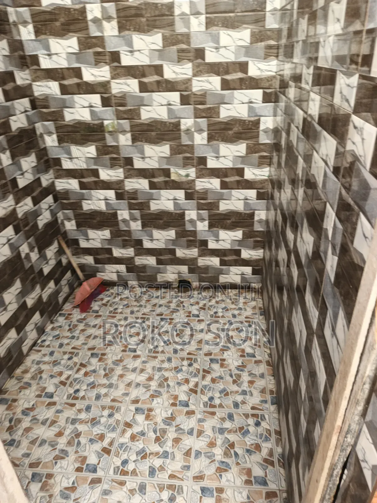 1bdrm Shared Apartment in Dr Roko, Manhean for rent