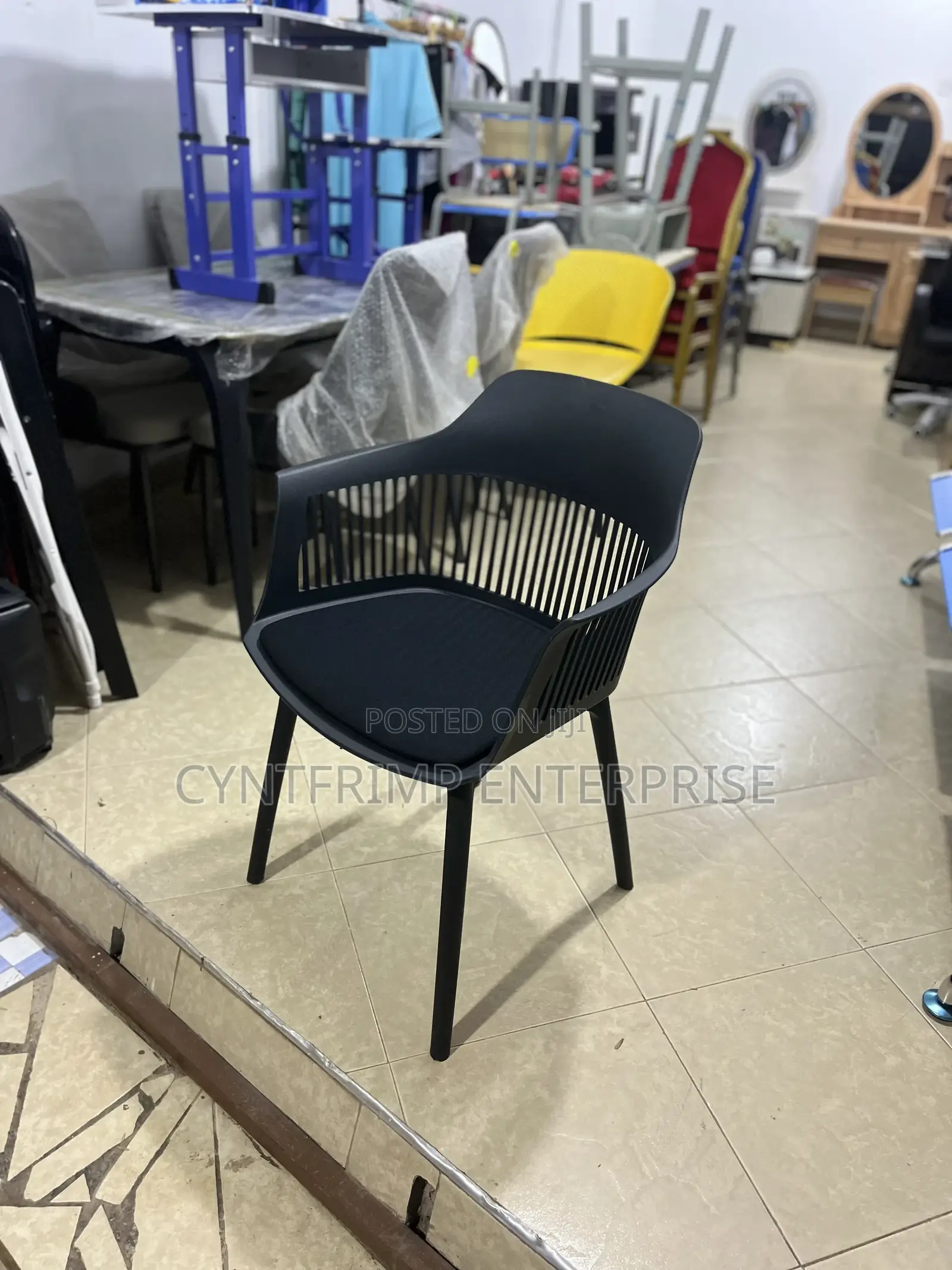 Dining Café Chair – Stackable Design