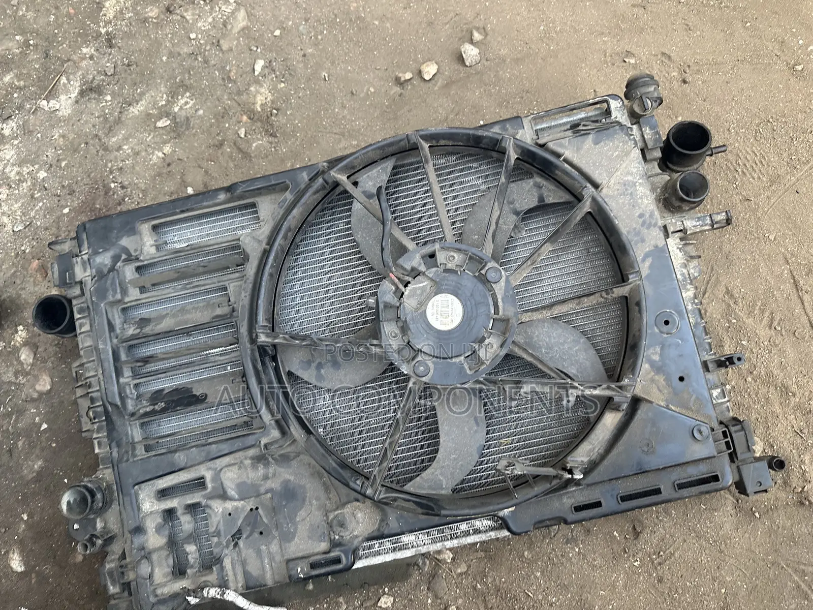 Ford Escape 2013 Complete Radiator Tank.