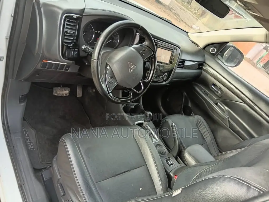 Mitsubishi Outlander SEL AWC 2016 White