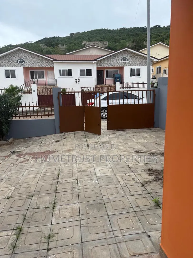 2bdrm House in Oyarifa, Owusu Ansah for sale