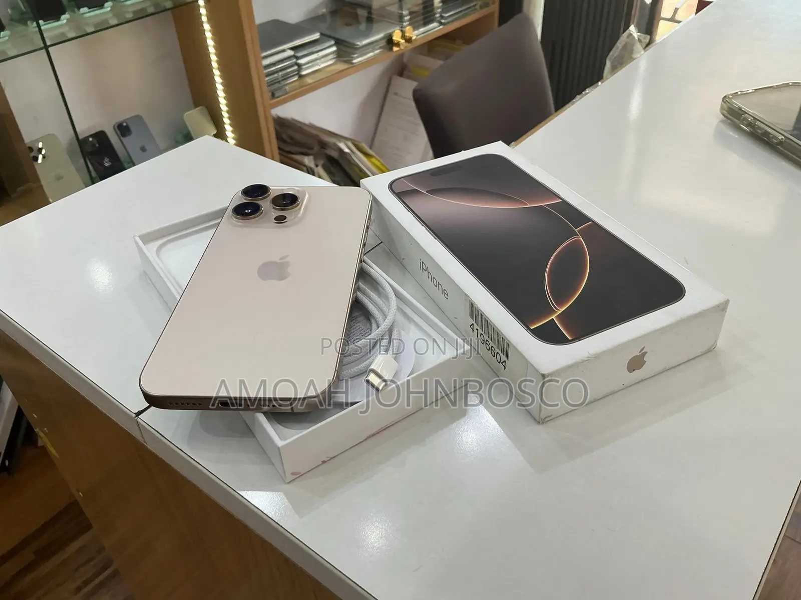 Apple iPhone 16 Pro Max 256 GB Gold