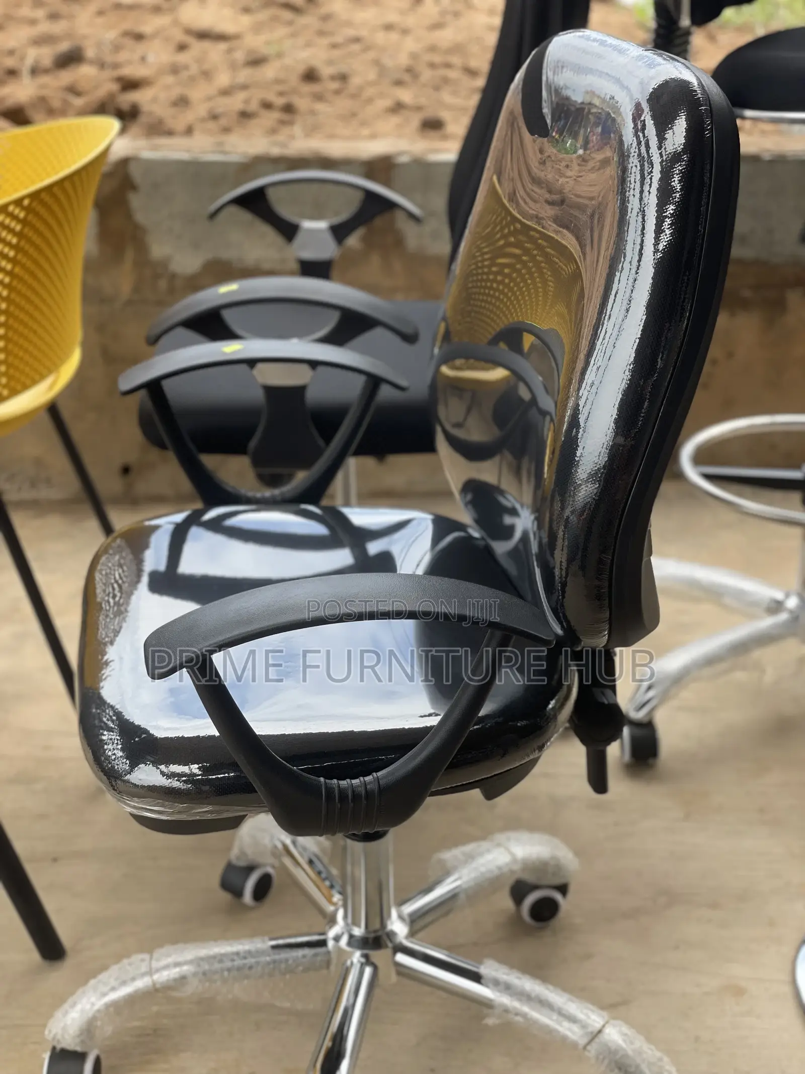 Swivel Office Chair