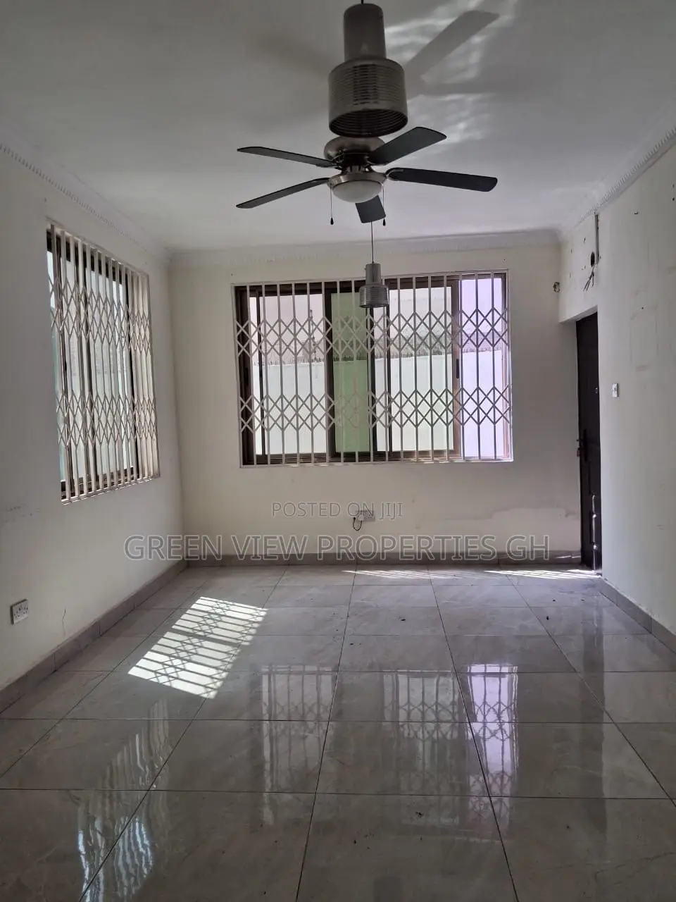 6bdrm Mansion in East Legon for rent