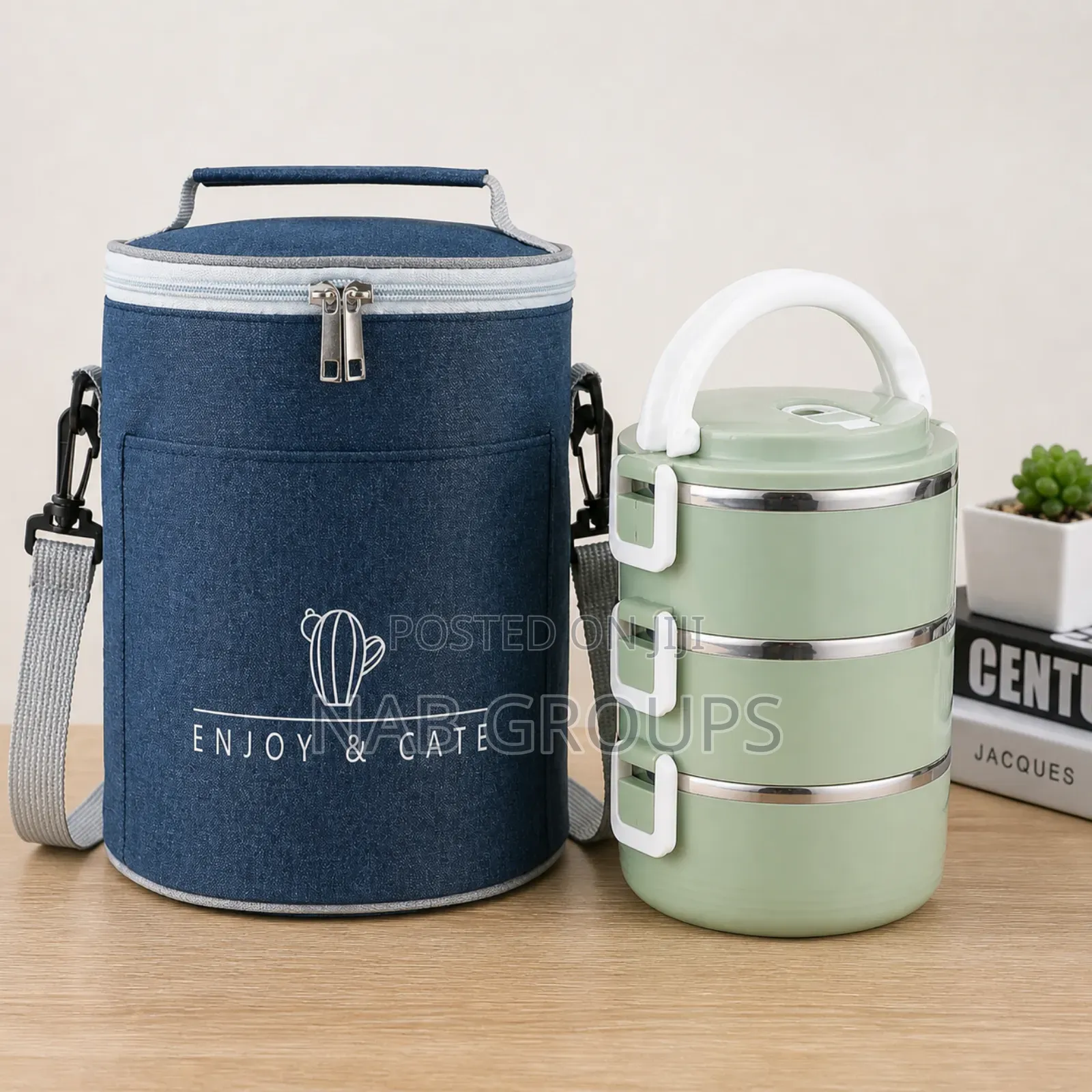 Round Insulated Lunch Bag and Bowls