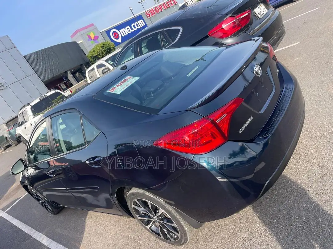 Toyota Corolla XSE (1.8L 4cyl 2A) 2018 Green
