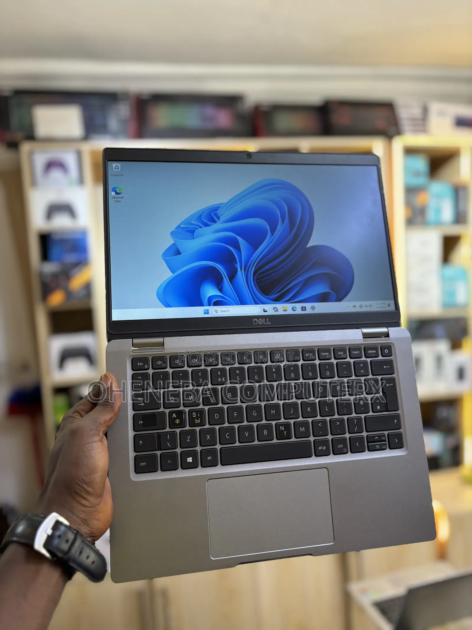 Laptop Dell Latitude 5320 8GB Intel Core i5 SSD 256GB