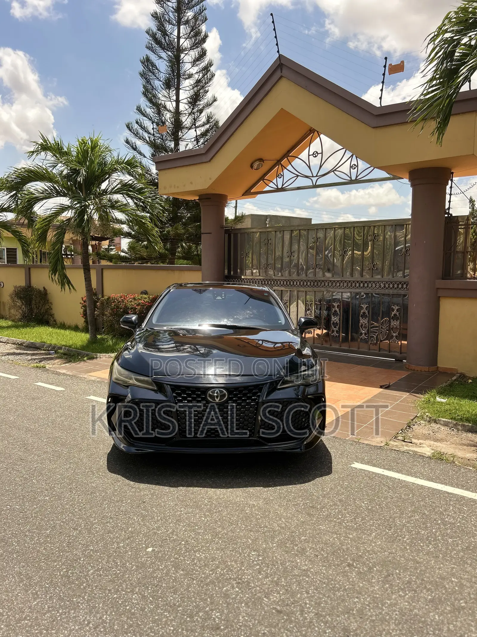 Toyota Avalon Limited FWD Sedan (3.5L V6 8A) 2019 Black