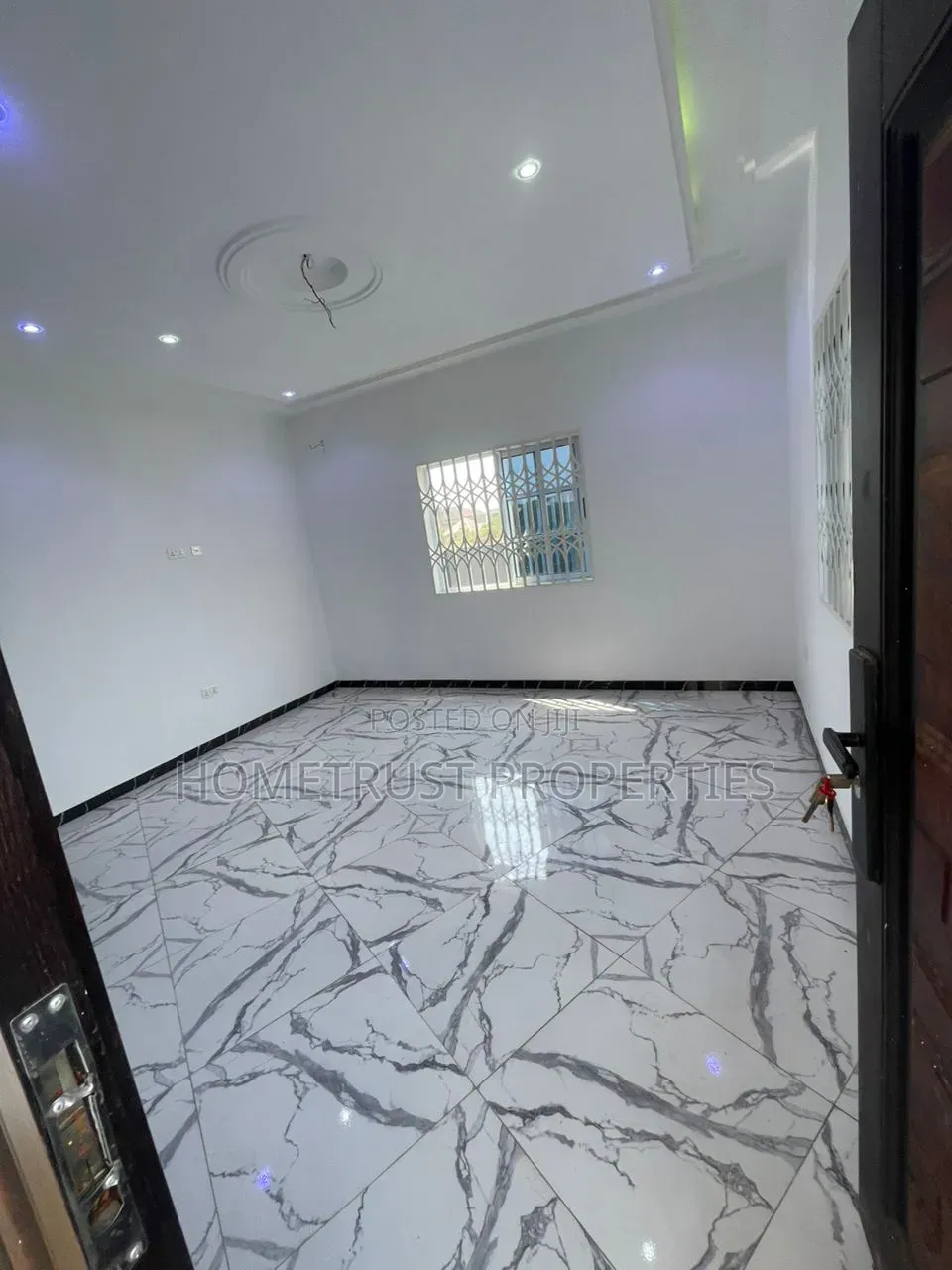 20bdrm Apartment in Amasaman Doboro for sale