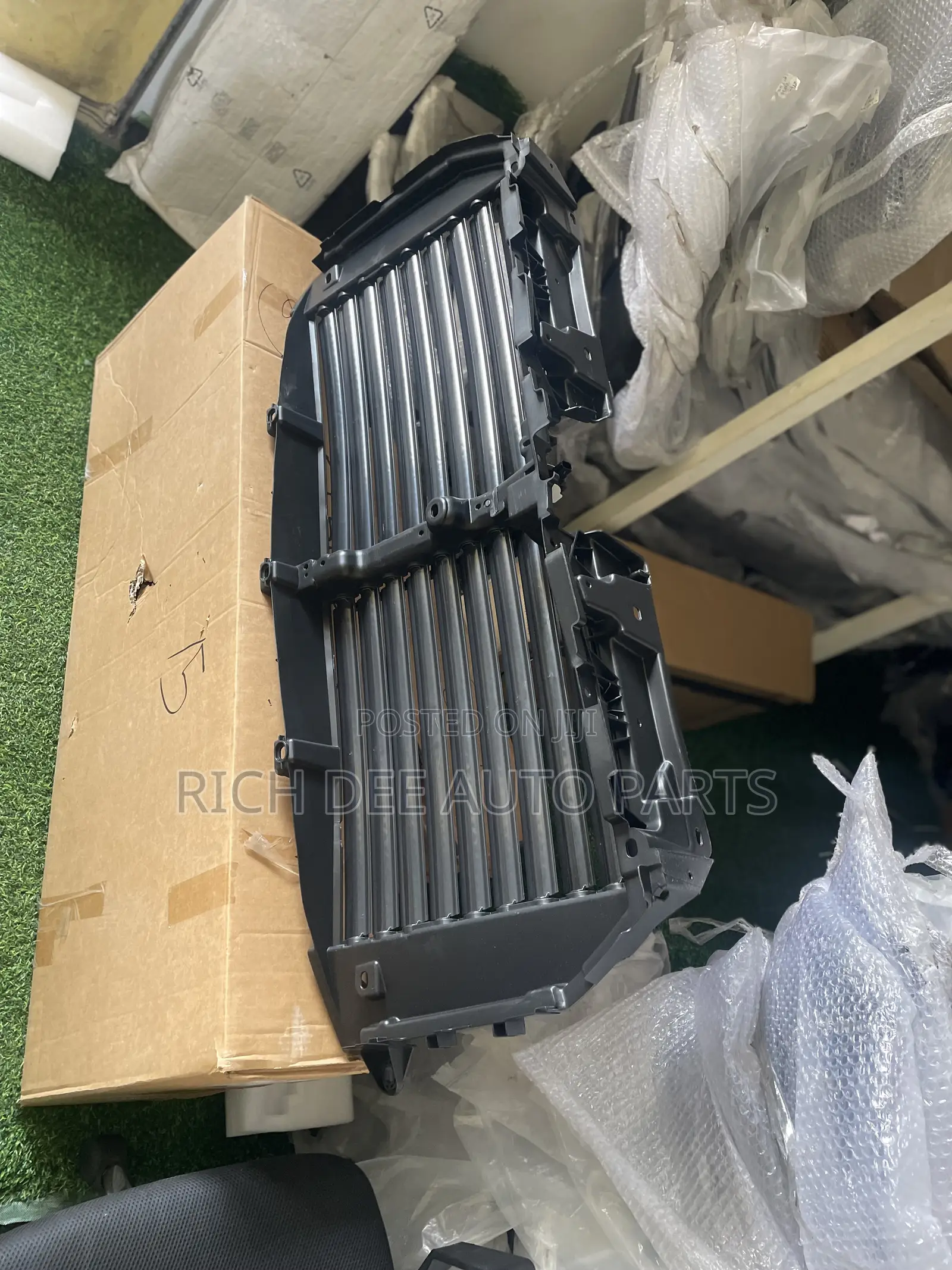 Ford F-150 2015 2016 2017 Shutter Grill Available