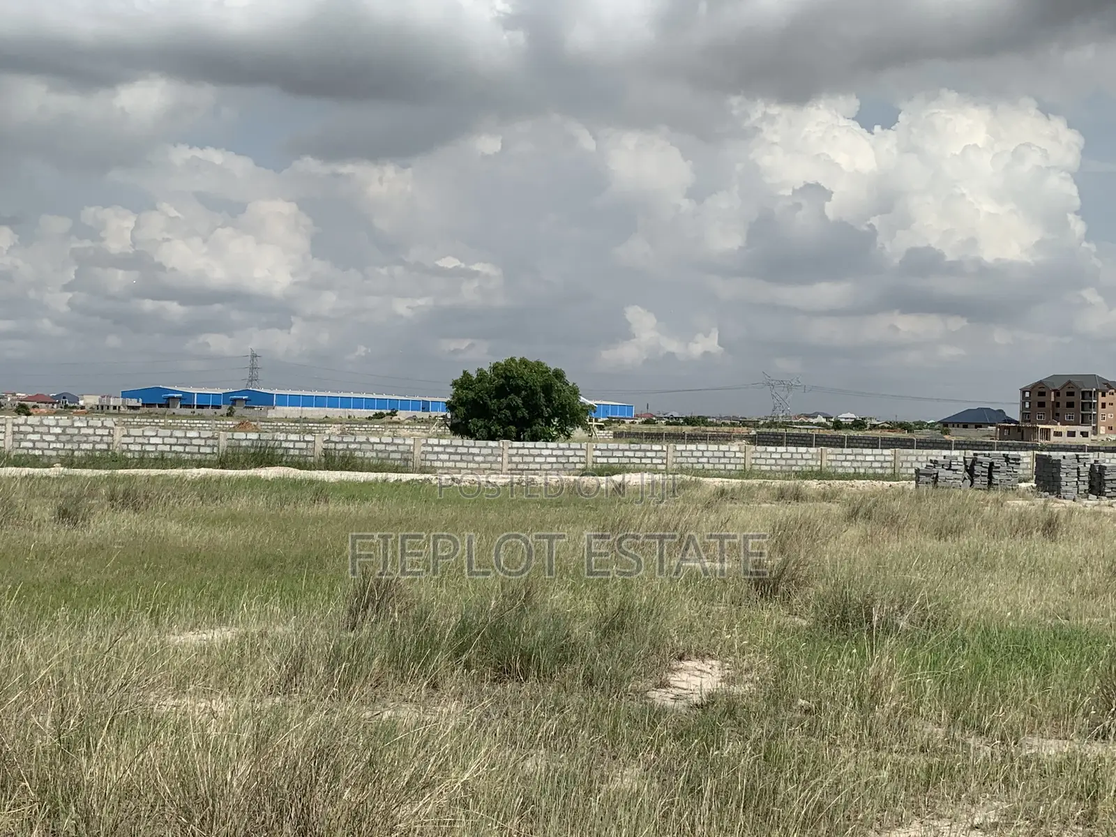 Exclusive Plot 70x80 Ft – 60,000 GHS