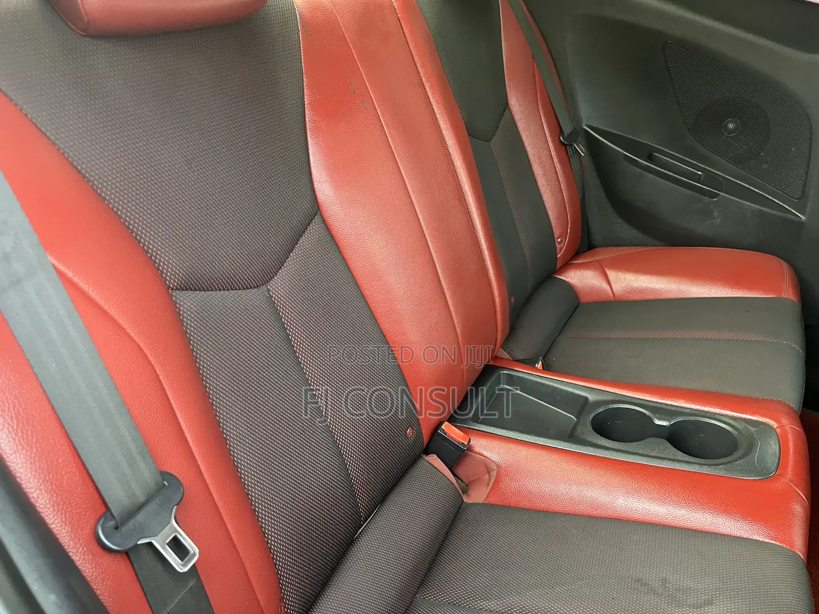 Hyundai Veloster 2015 Matt Black