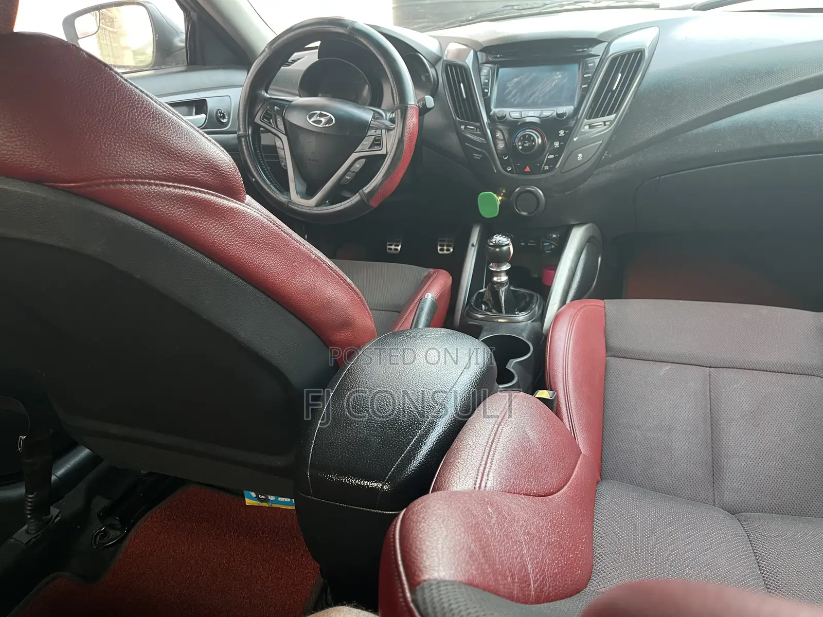 Hyundai Veloster 2015 Matt Black