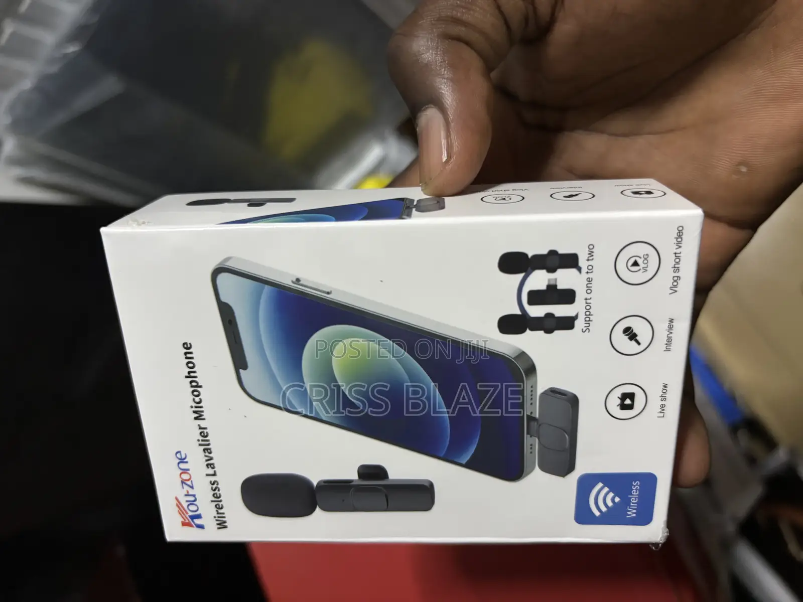 2 Wireless Lavalier Microphones