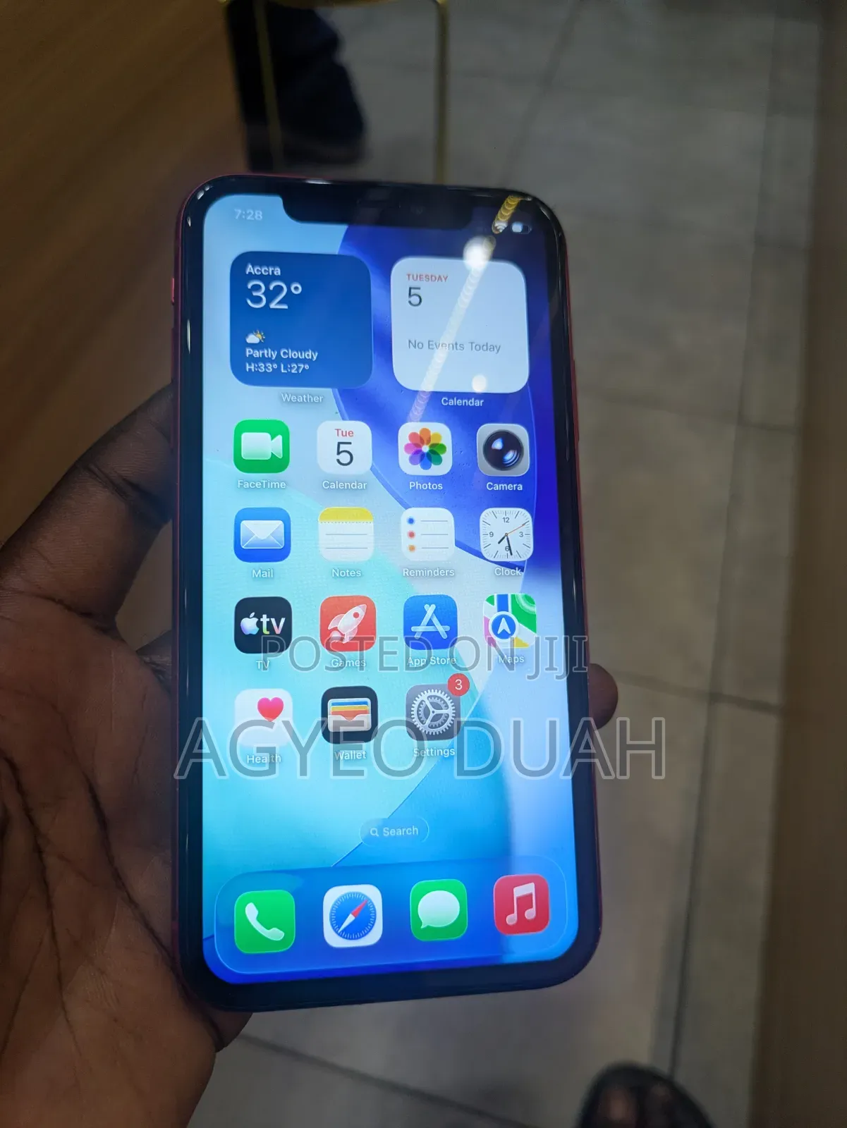 Apple iPhone 11 64 GB Red