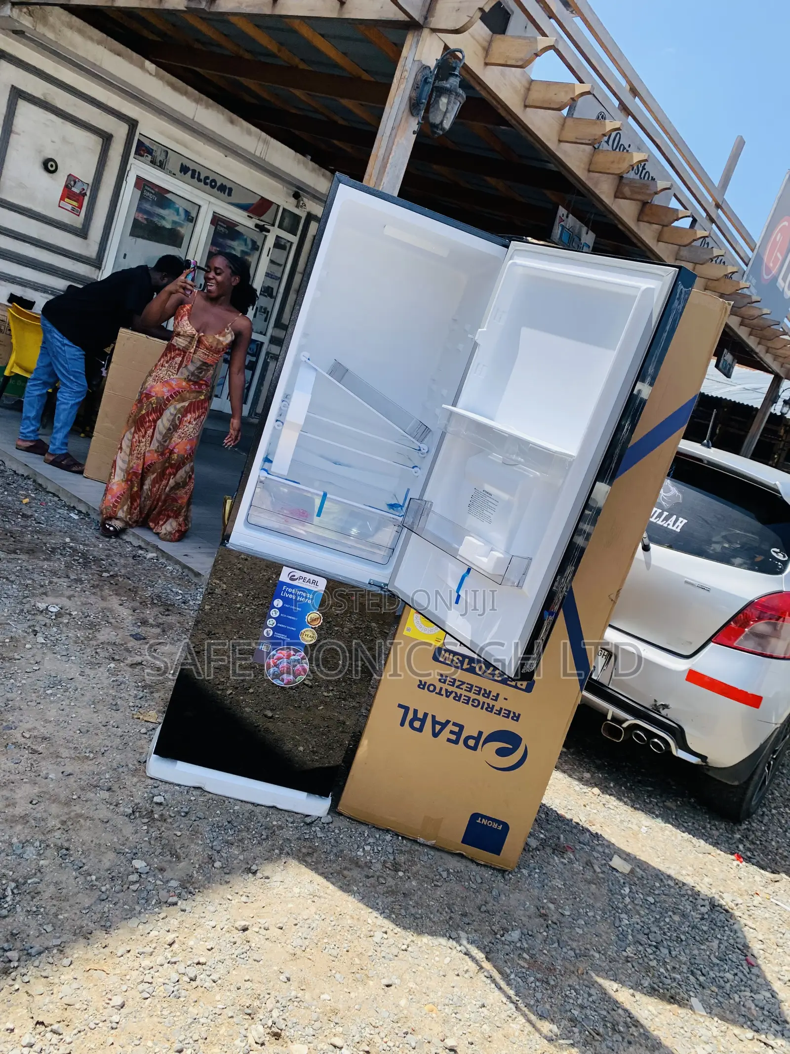 Exclusive New Pearl Pf-370-13m 262-Liter, Bottom-Mount Refrigerator