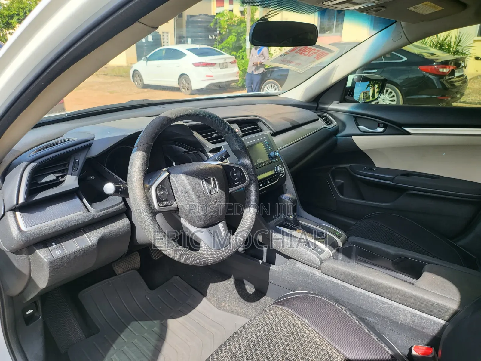 Poweful Honda Civic for Rental