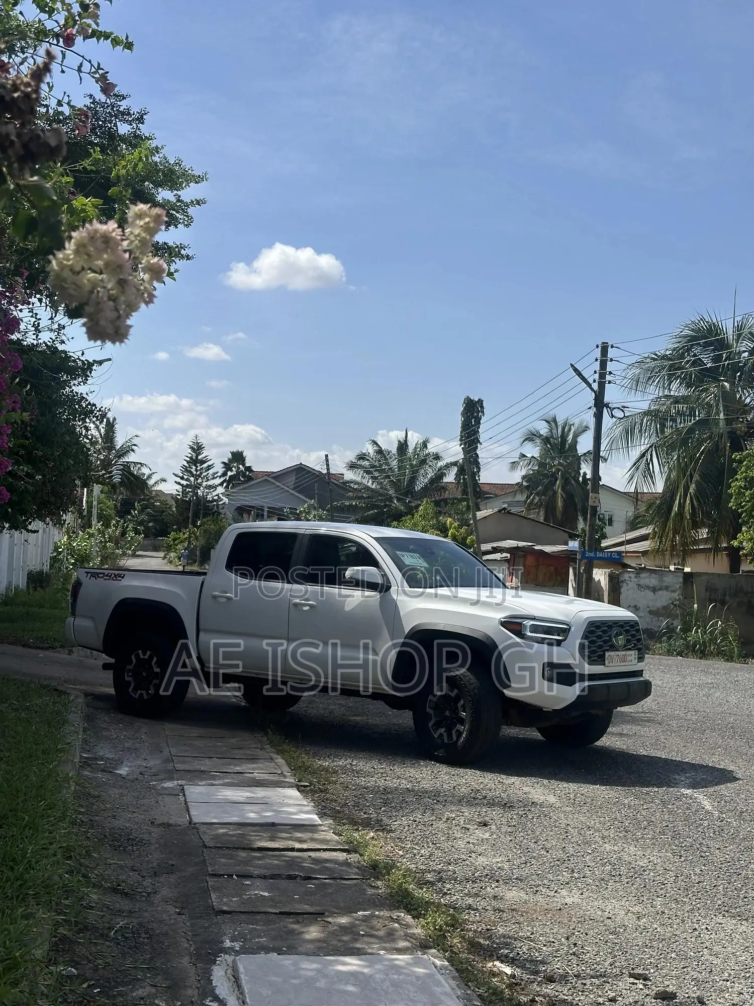 Toyota Tacoma 2023 White