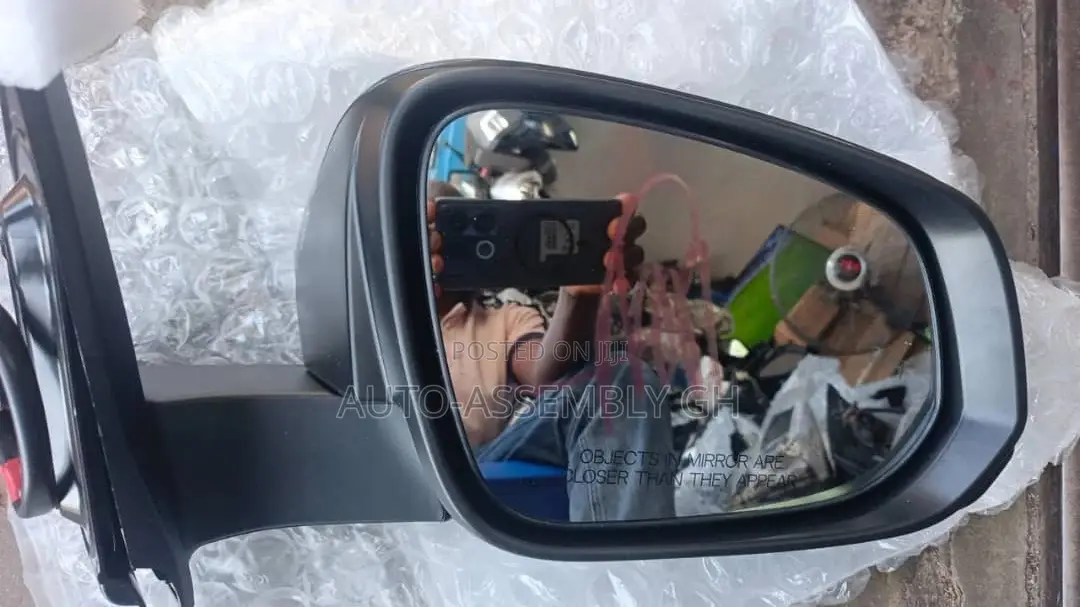 Toyota Tacoma 2024-2025 Mirror Without Camera