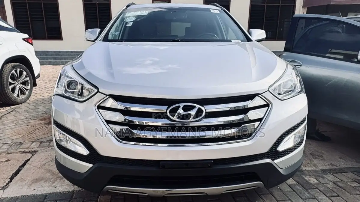 Hyundai Santa Fe 2015 Silver