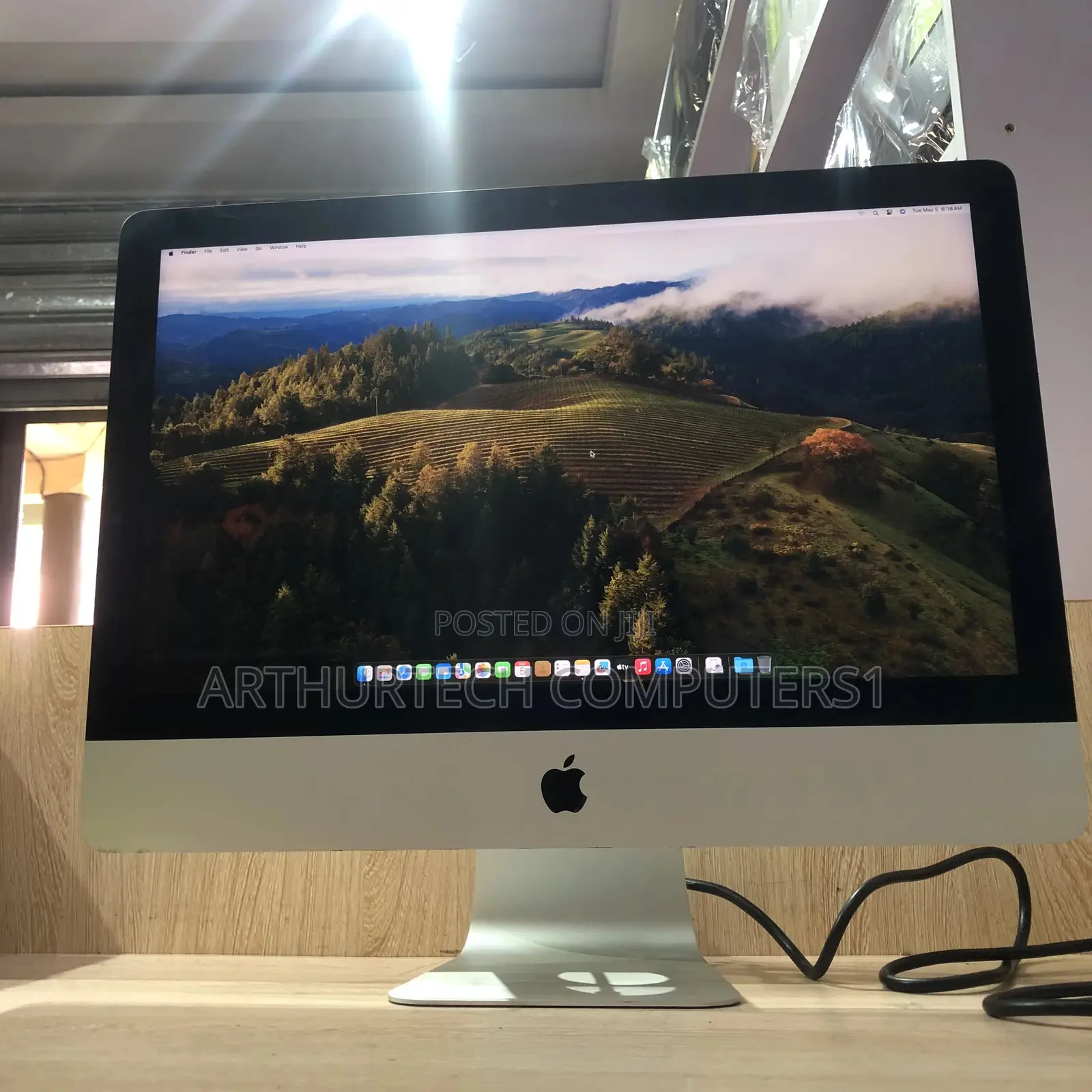 Desktop Computer Apple iMac 8GB Intel Core i5 SSD 256GB