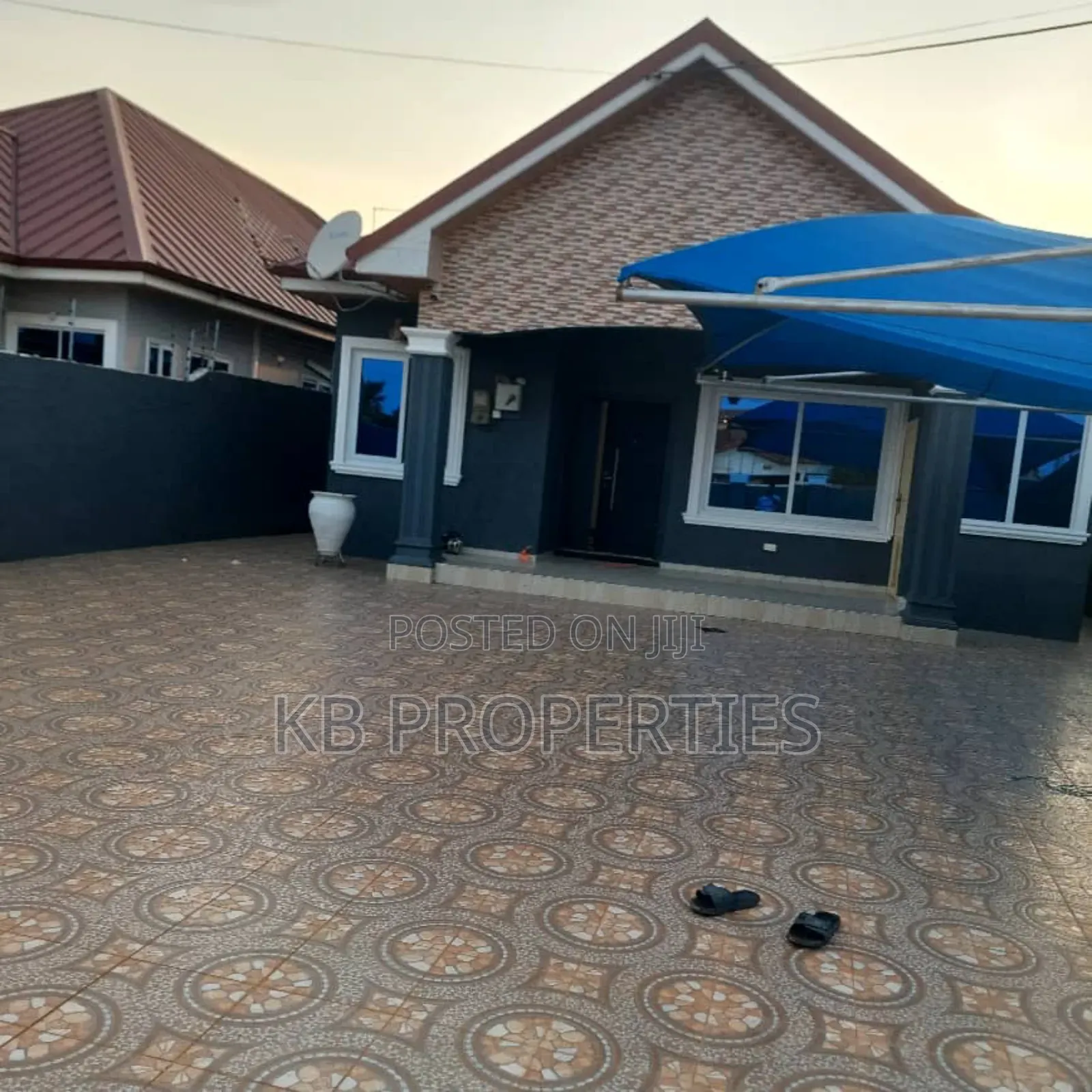 4bdrm House in Kb Properties, Baatsona Total for rent