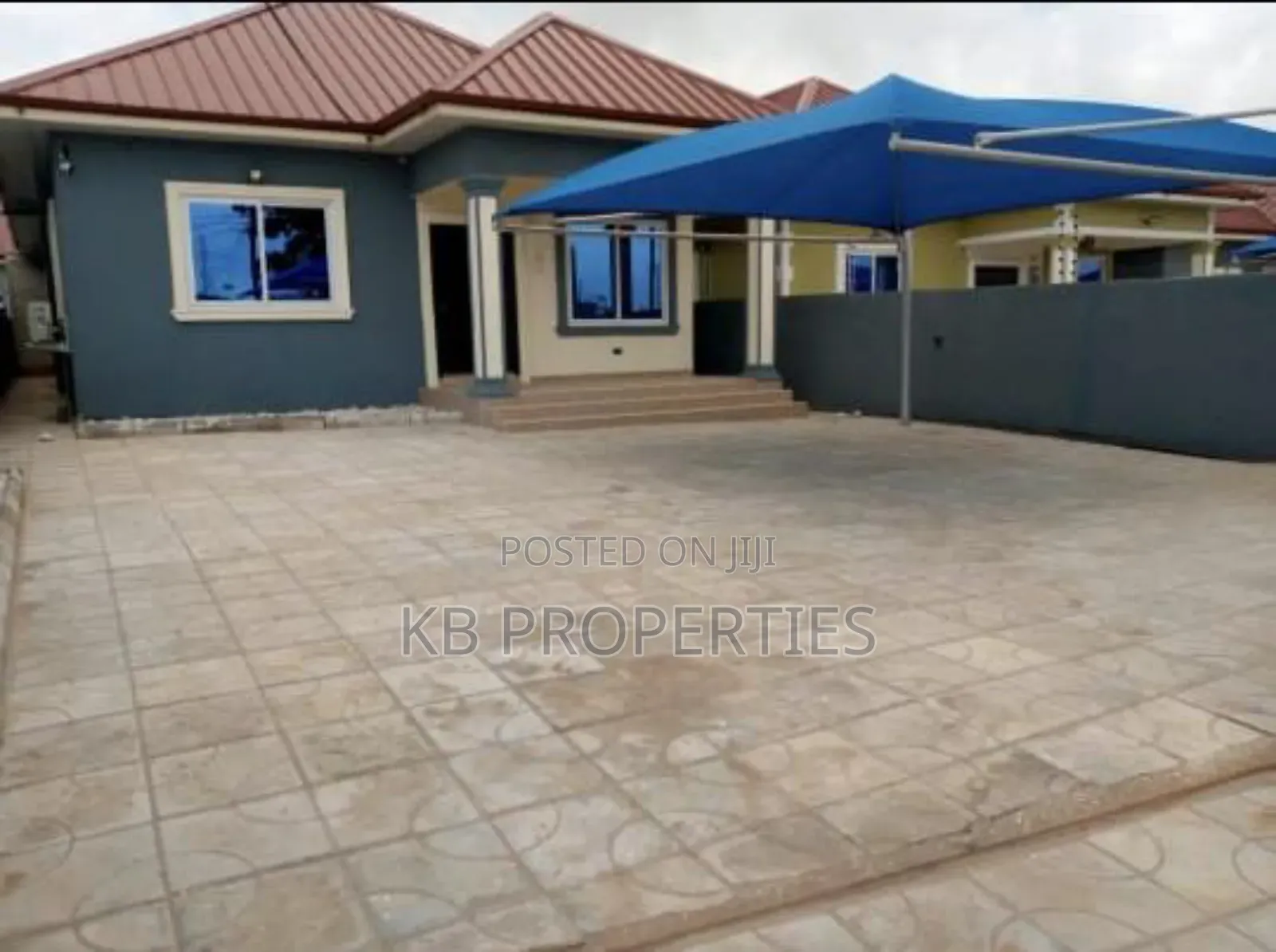 4bdrm House in Kb Properties, Baatsona Total for rent