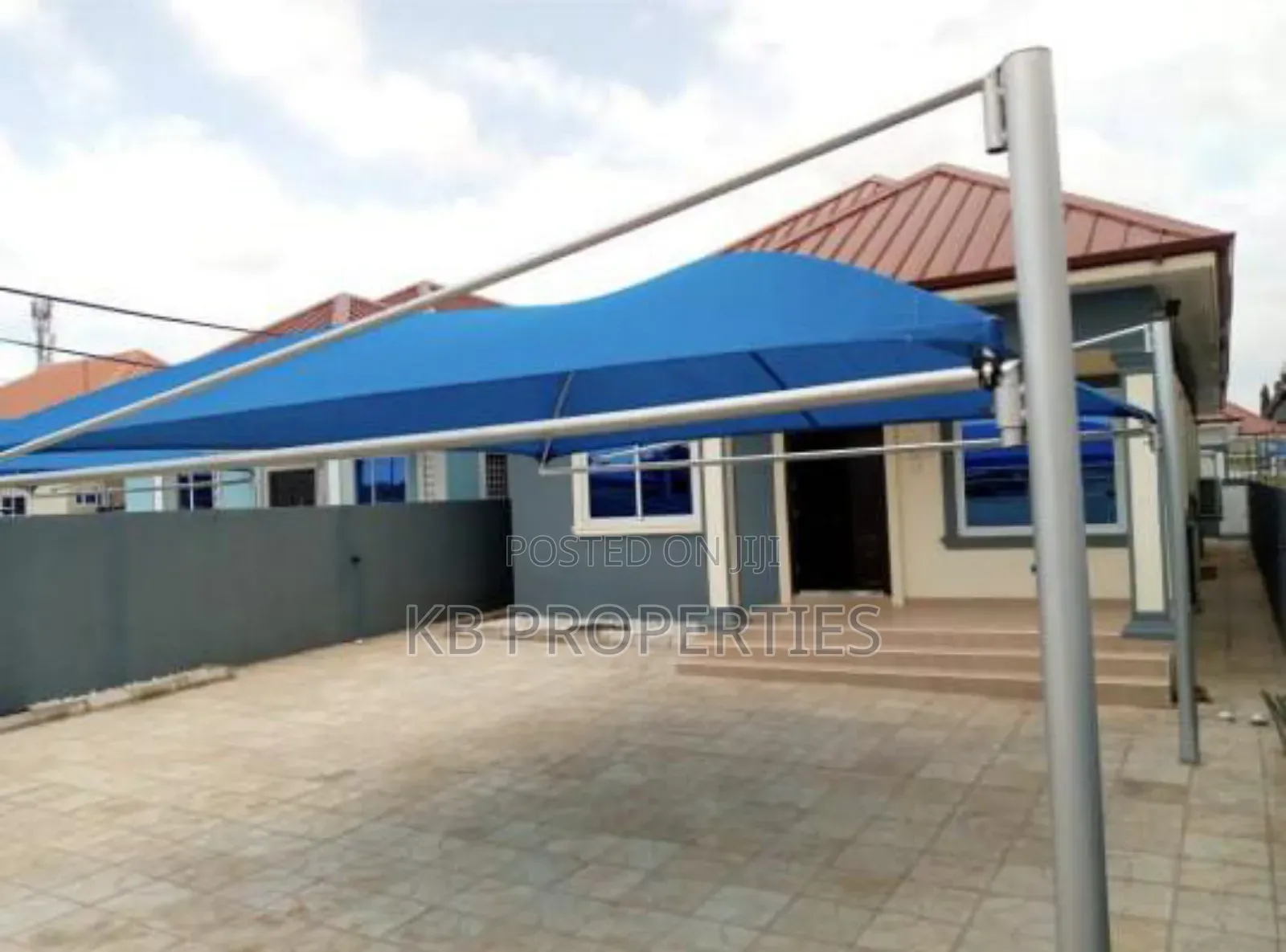 4bdrm House in Kb Properties, Baatsona Total for rent