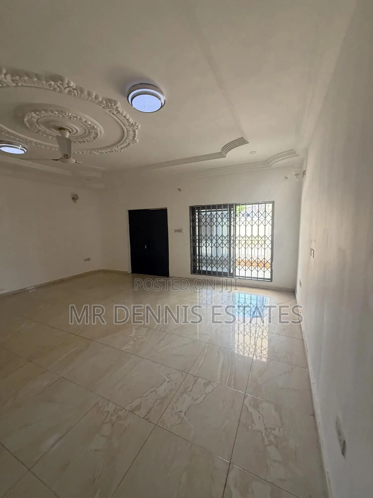 4bdrm Apartment in Westhills Mall for rent