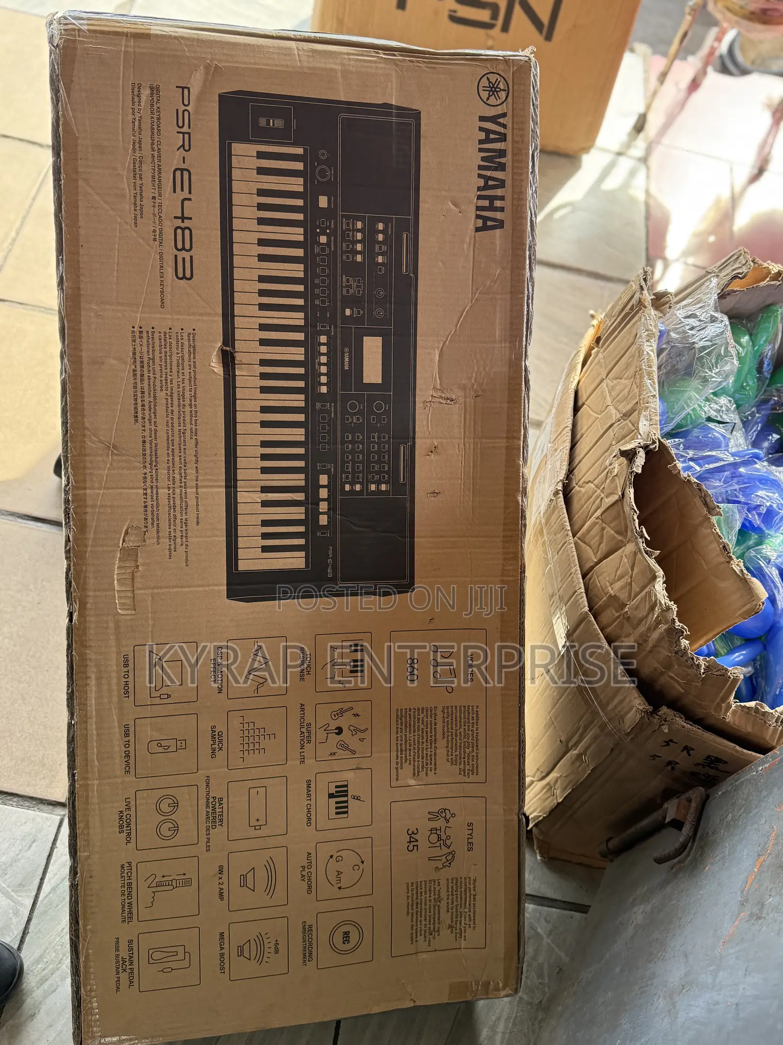 Yamaha PSR-E483