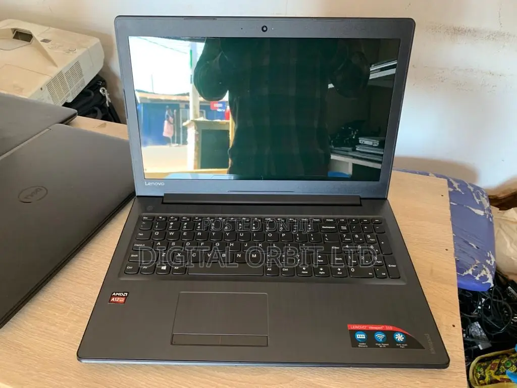 Laptop Lenovo IdeaPad 1 12GB AMD HDD 1T