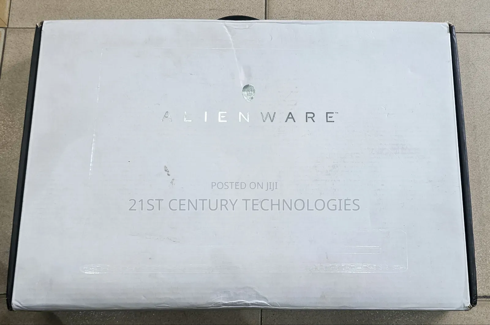 New Laptop Alienware M18 R2 64GB Intel Core i9 SSD 4T