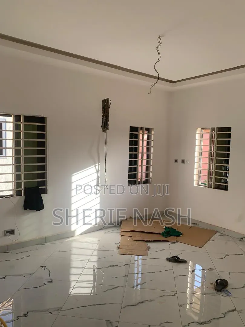 4bdrm Duplex in Hatso Boshe, Accra Metropolitan for sale