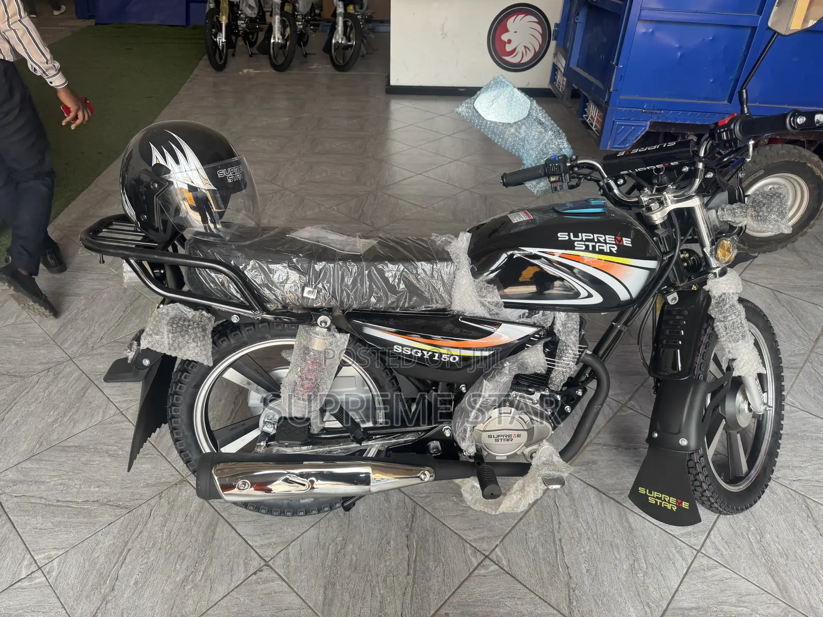 New Royal Motorcycle 2025 Black