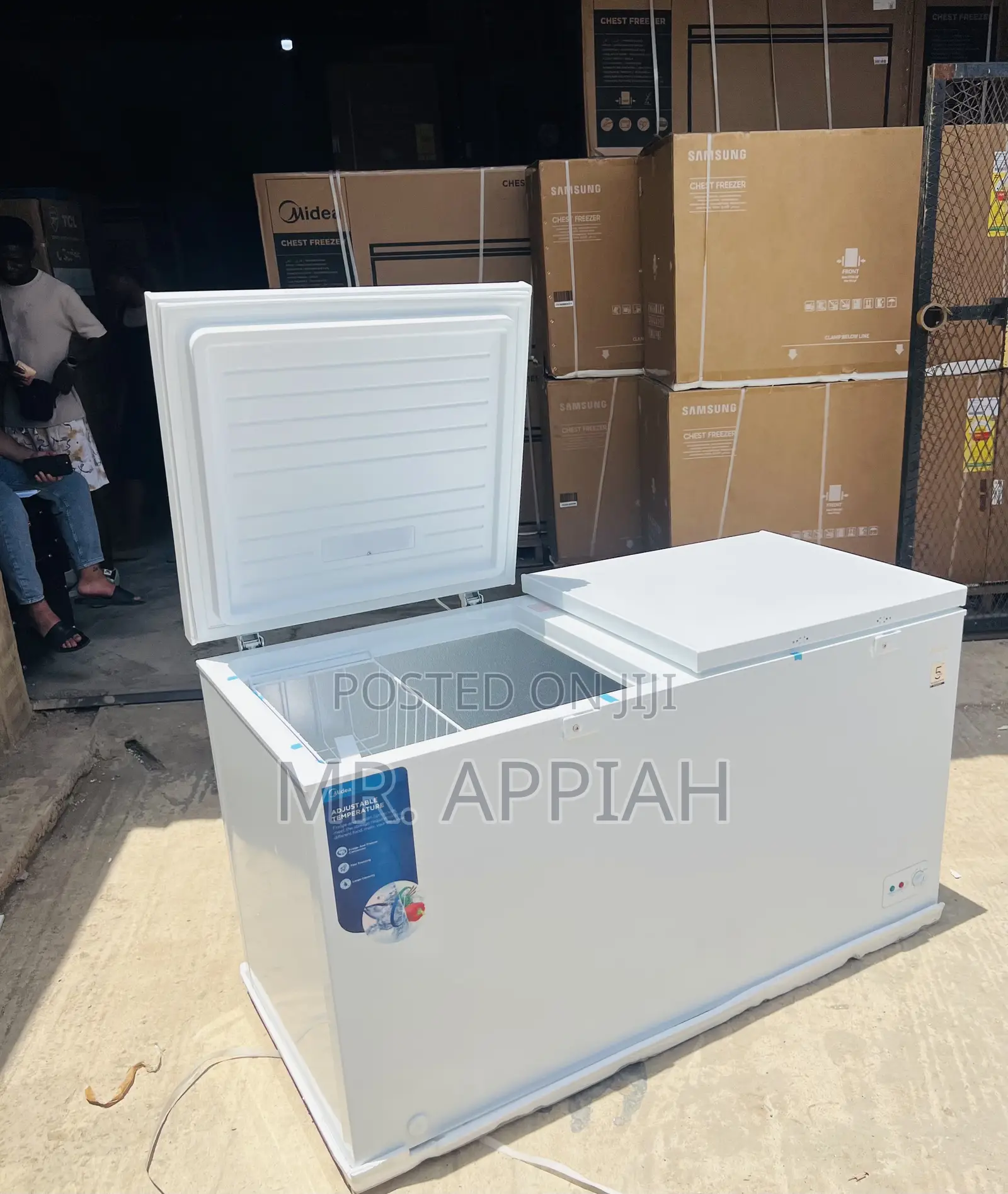 Latest and Affordable Midea 508l Double Door Electric Chest Freezer