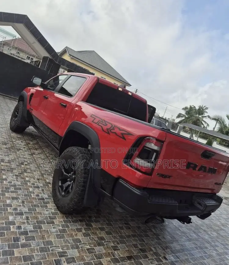 RAM 1500 TRX Crew Cab 4WD SB 2023 Red