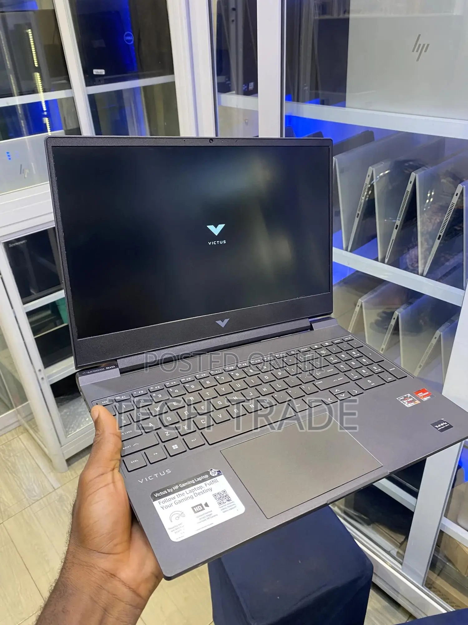 Laptop HP Victus 15 8GB AMD Ryzen 5 SSD 512GB