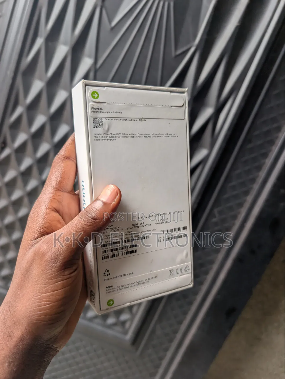 New Apple iPhone 16 128 GB