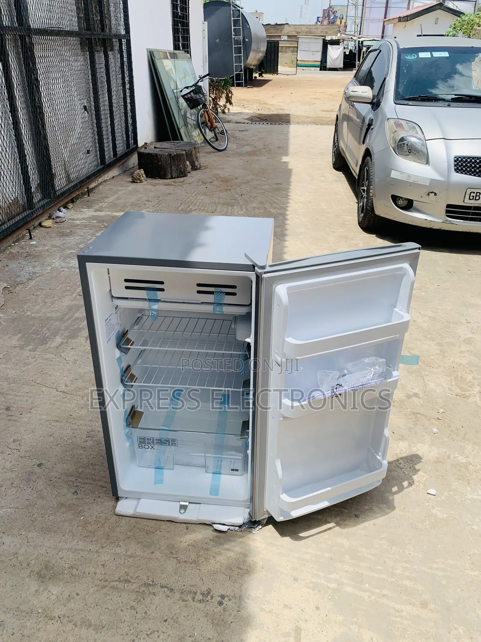 Energy Saving Single Door Fridge Midea 93l
