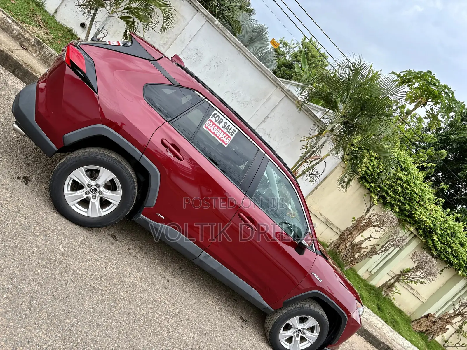 Toyota RAV4 Hybrid 2019 Red