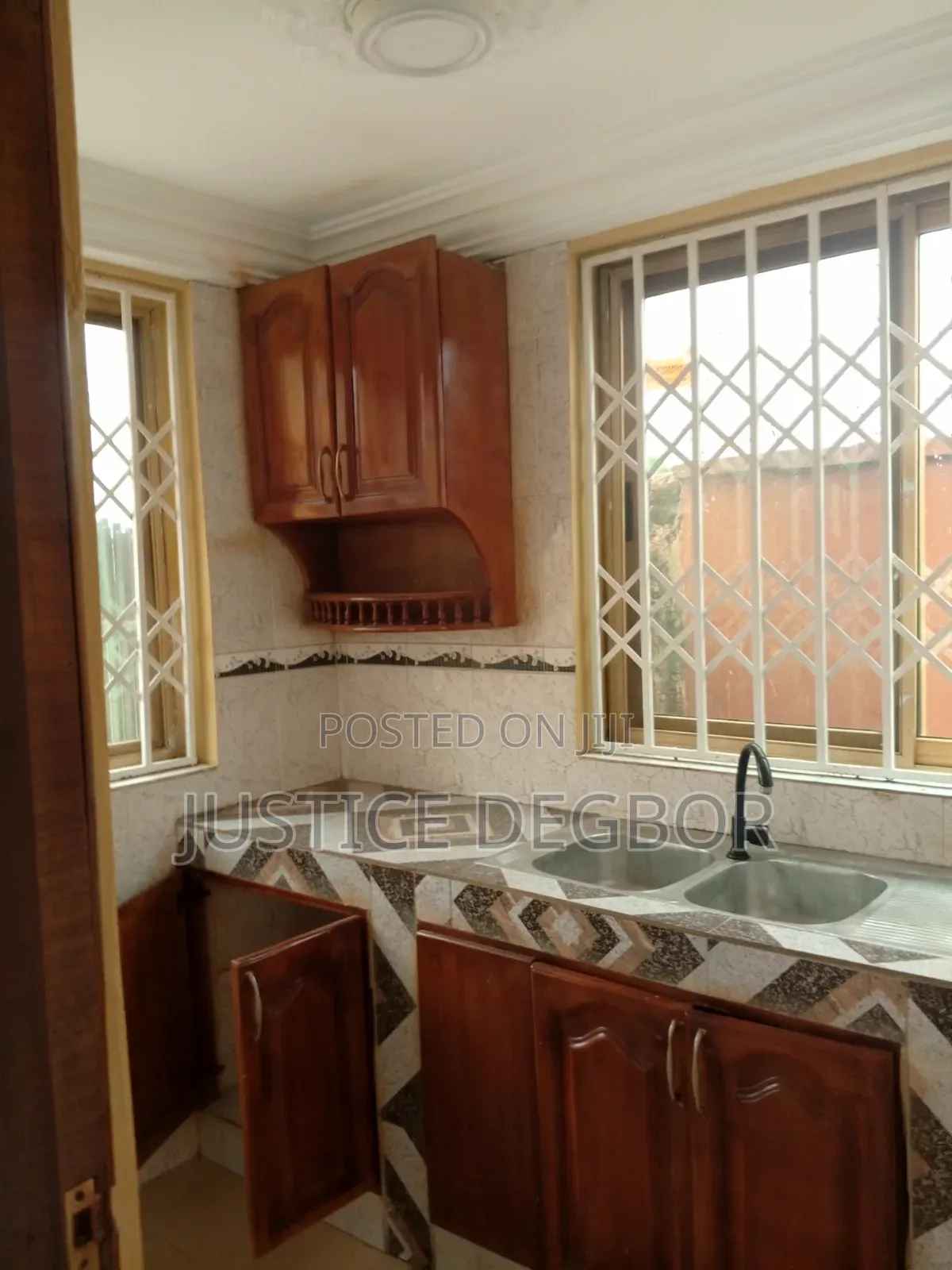 2bdrm Apartment in 14, Mile 7 for rent