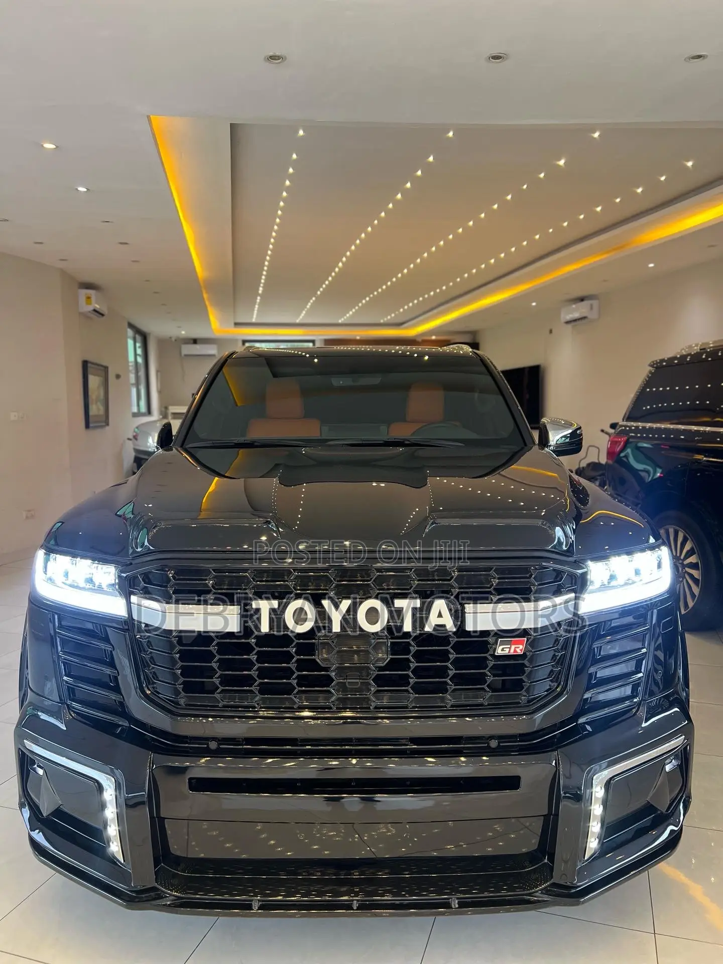 New Toyota Land Cruiser LC300 2025 Black