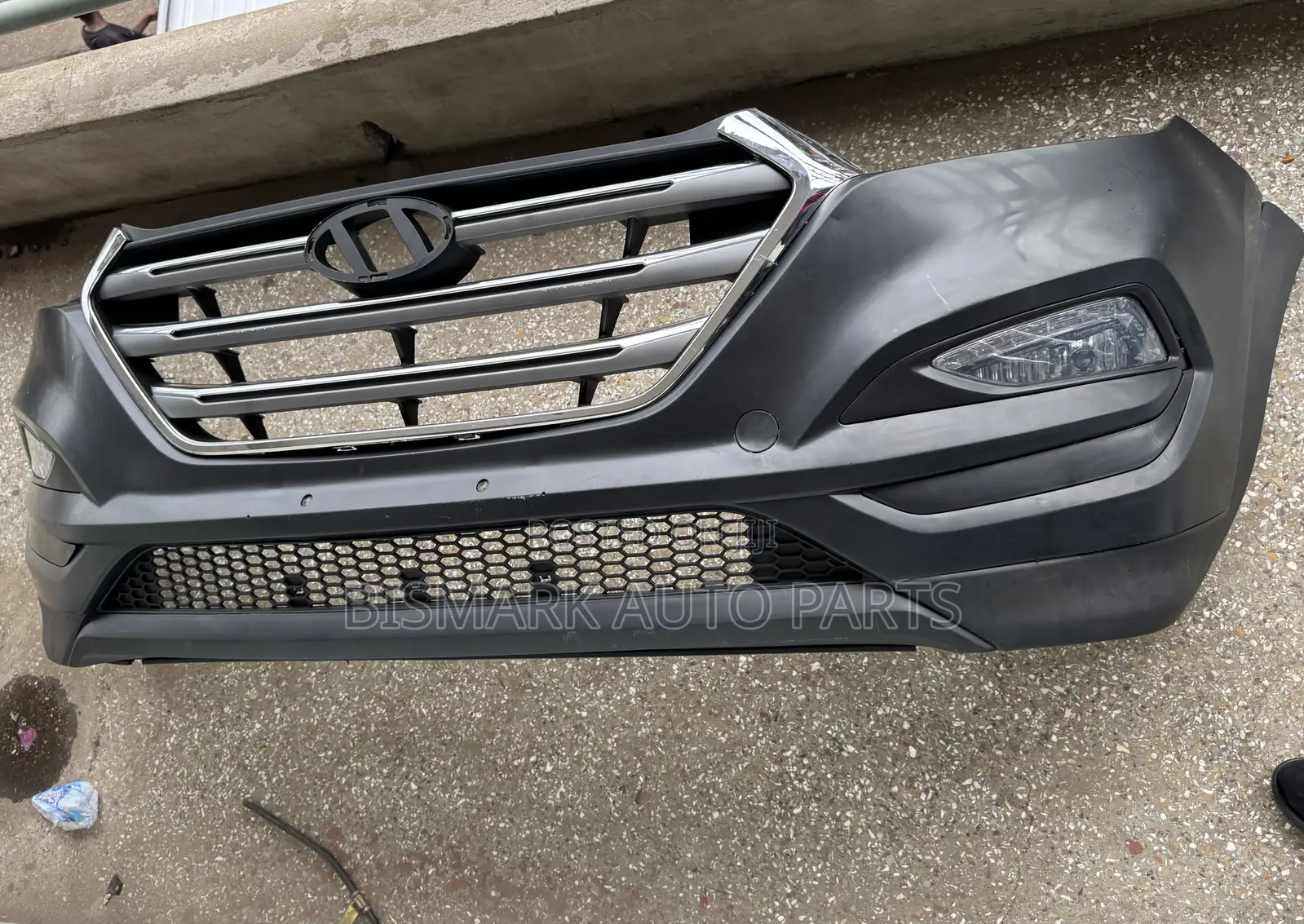 Hyundai Tucson 2016 2017 2018 Front Bumper Complete
